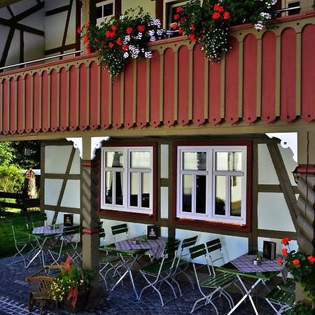 Cafe Im Hof- Bed & Breakfast Streufdorf エクステリア 写真