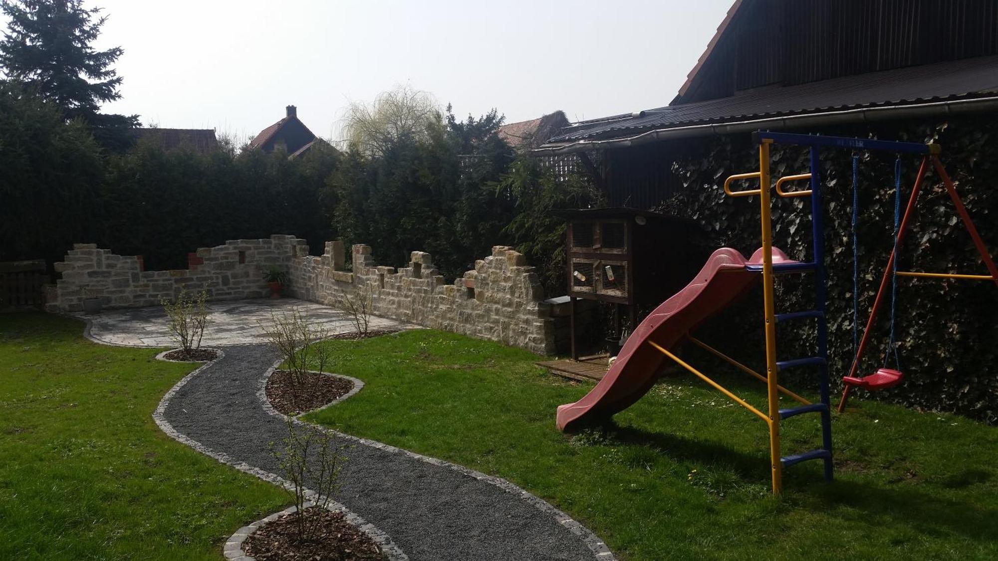 Cafe Im Hof- Bed & Breakfast Streufdorf エクステリア 写真