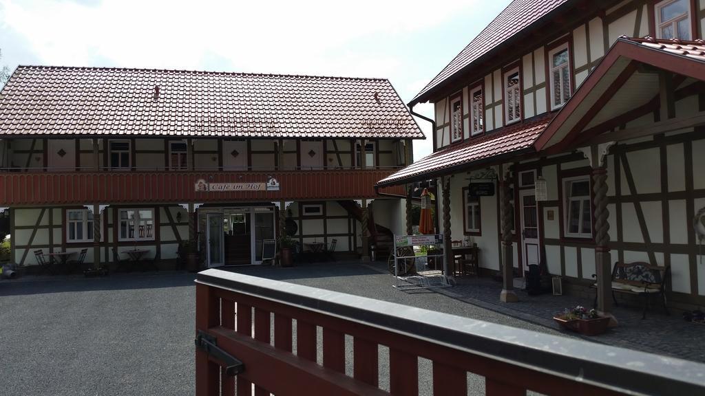 Cafe Im Hof- Bed & Breakfast Streufdorf エクステリア 写真