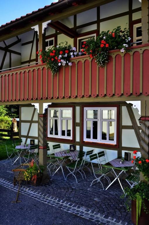 Cafe Im Hof- Bed & Breakfast Streufdorf エクステリア 写真
